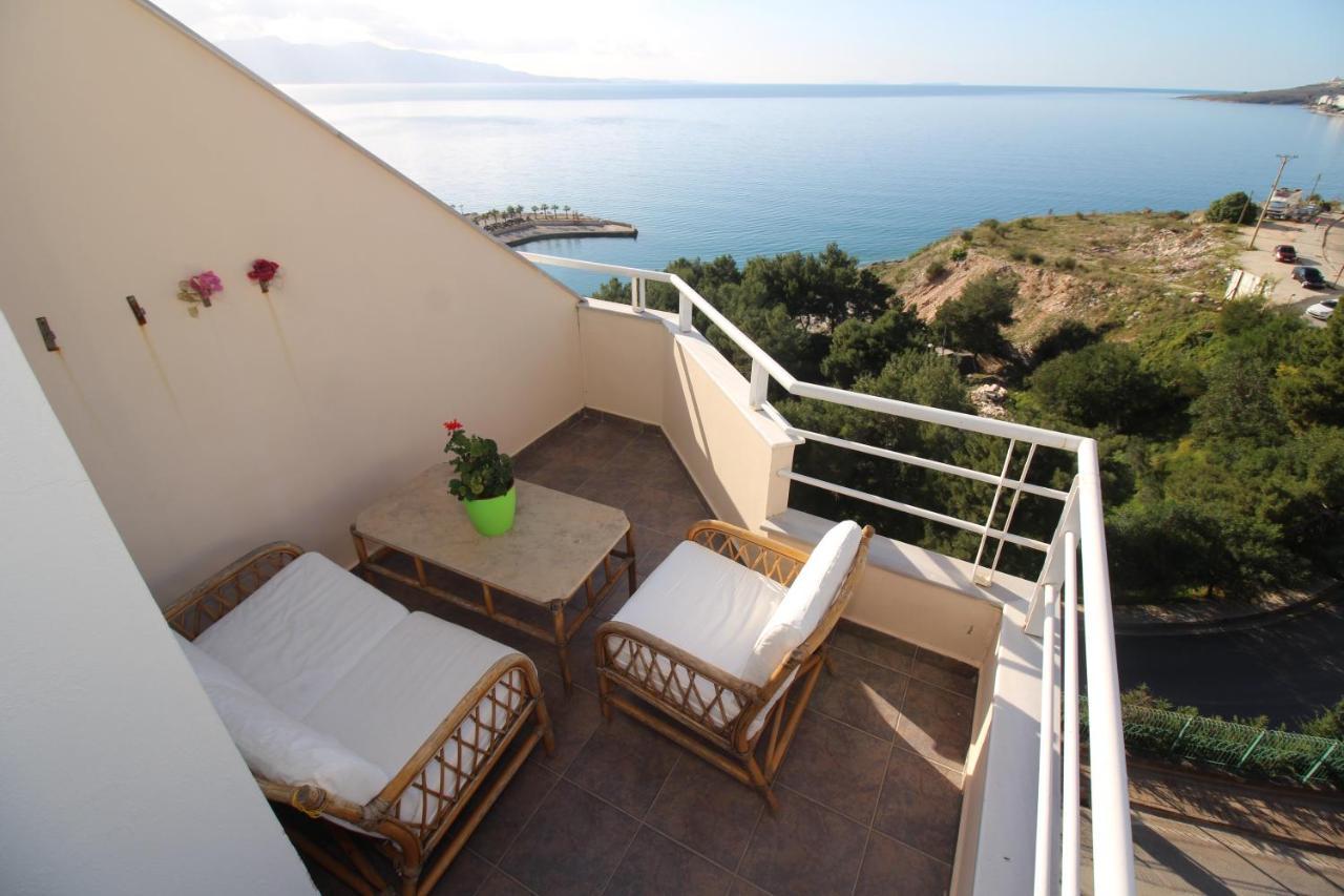 Chill Out Apartment Sarandë Exterior foto